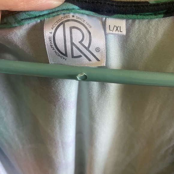 Pinapple romper‎ from boutique - Picture 3 of 3